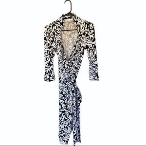 SALE! Diane Von Furstenberg wrap dress